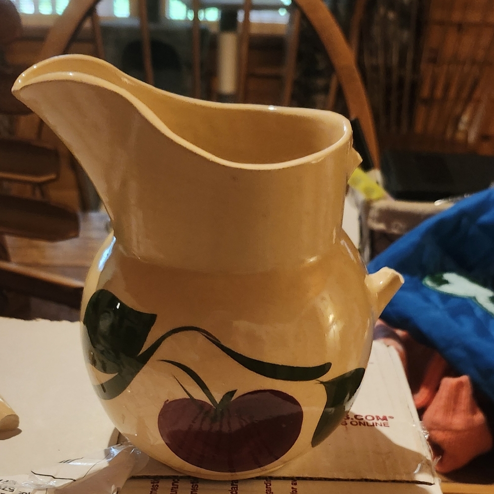 5/5,00 Hall Pitcher - Picture 5 of 5
